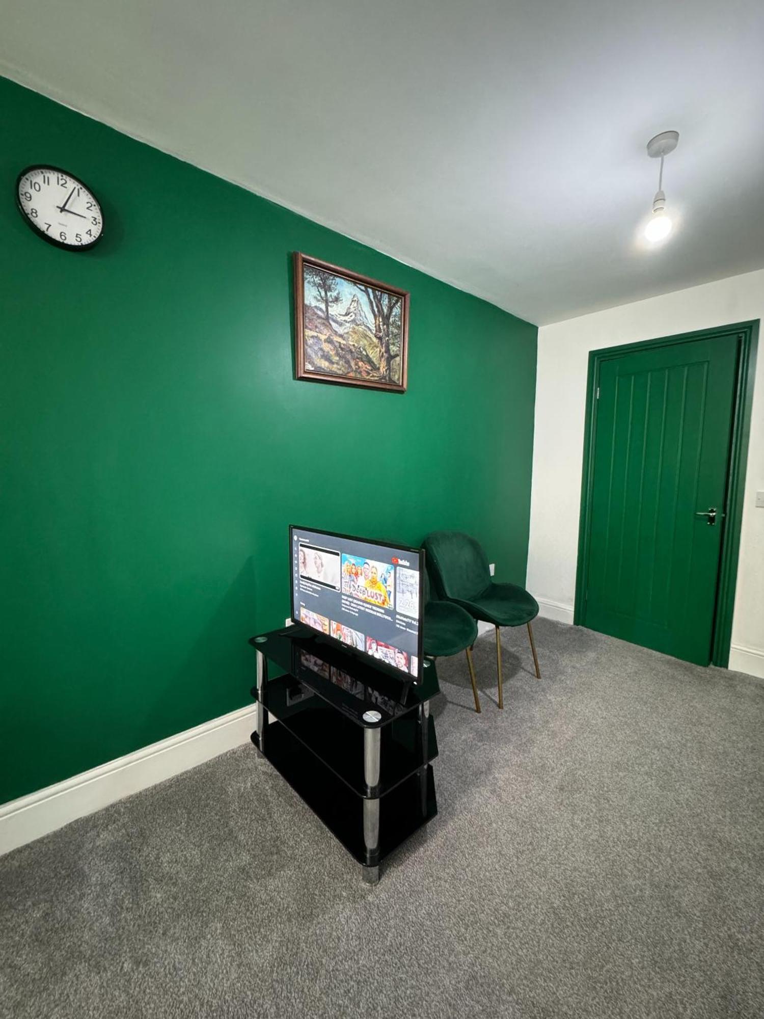 Ur Place Failsworth ภายนอก รูปภาพ