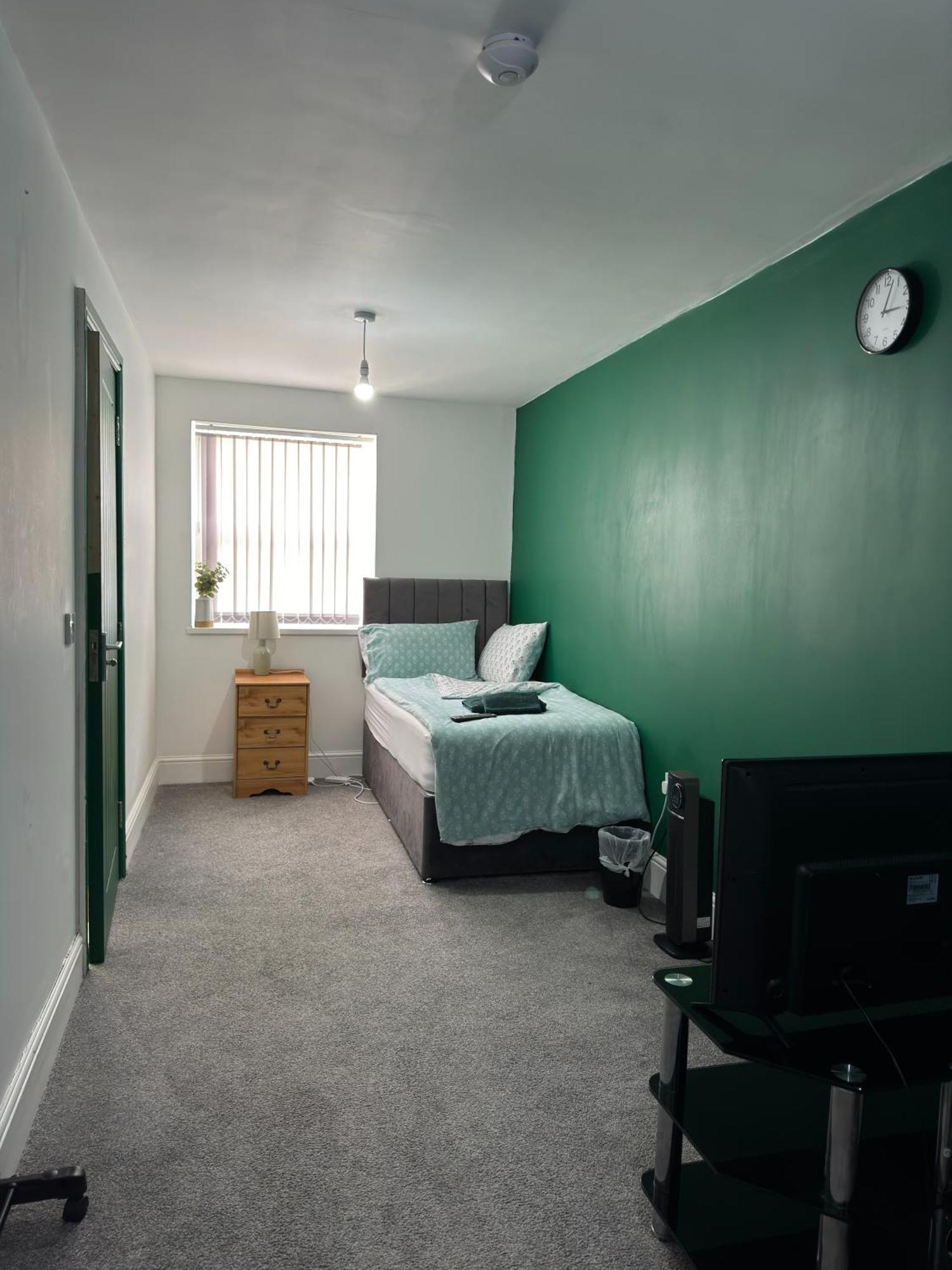 Ur Place Failsworth ภายนอก รูปภาพ