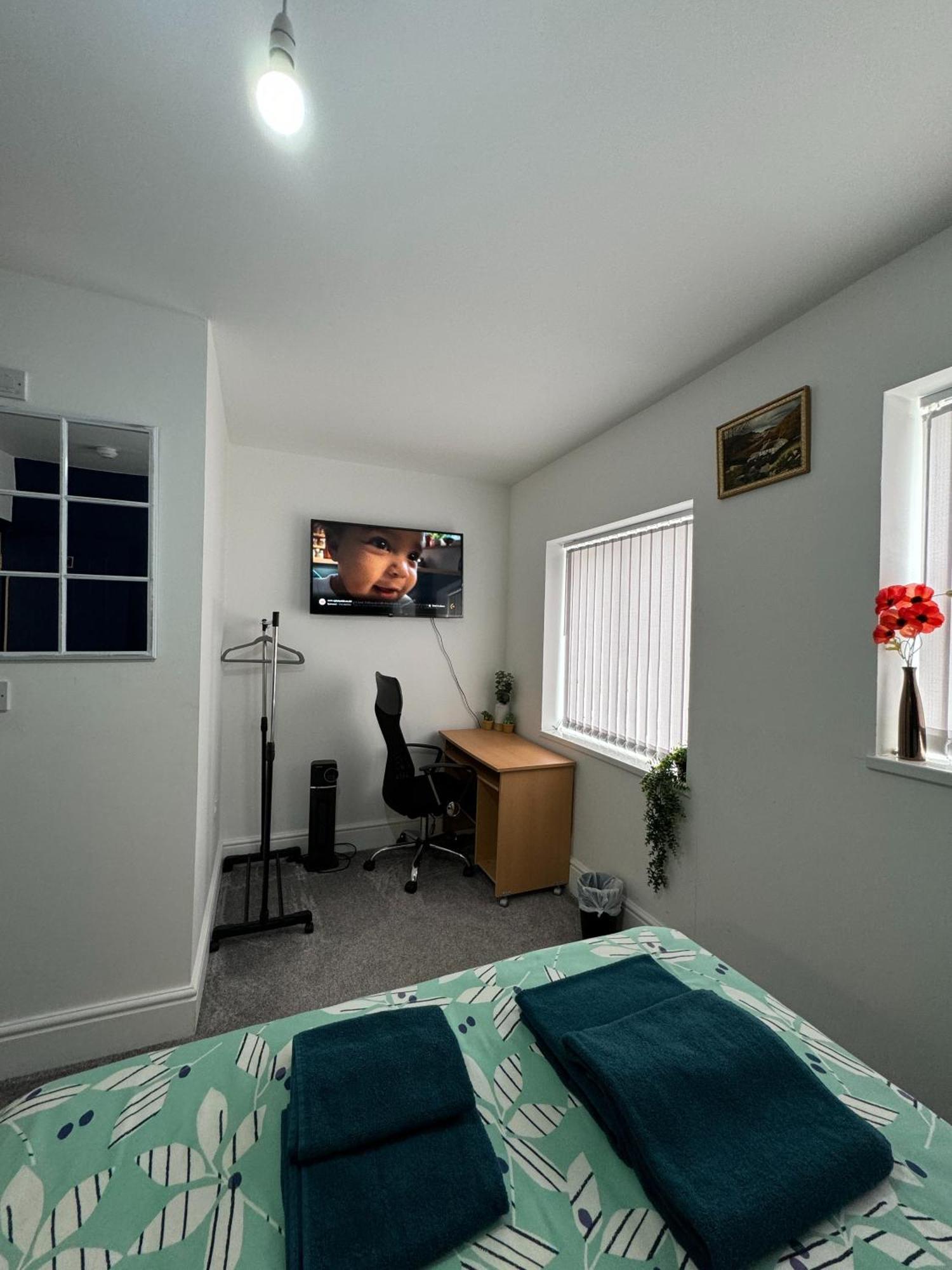 Ur Place Failsworth ภายนอก รูปภาพ